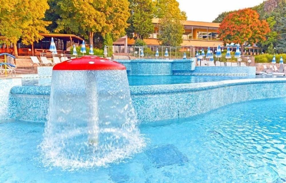 Hotel Orhidea Albena Extérieur photo