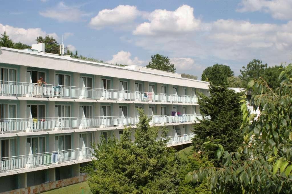 Hotel Orhidea Albena Extérieur photo